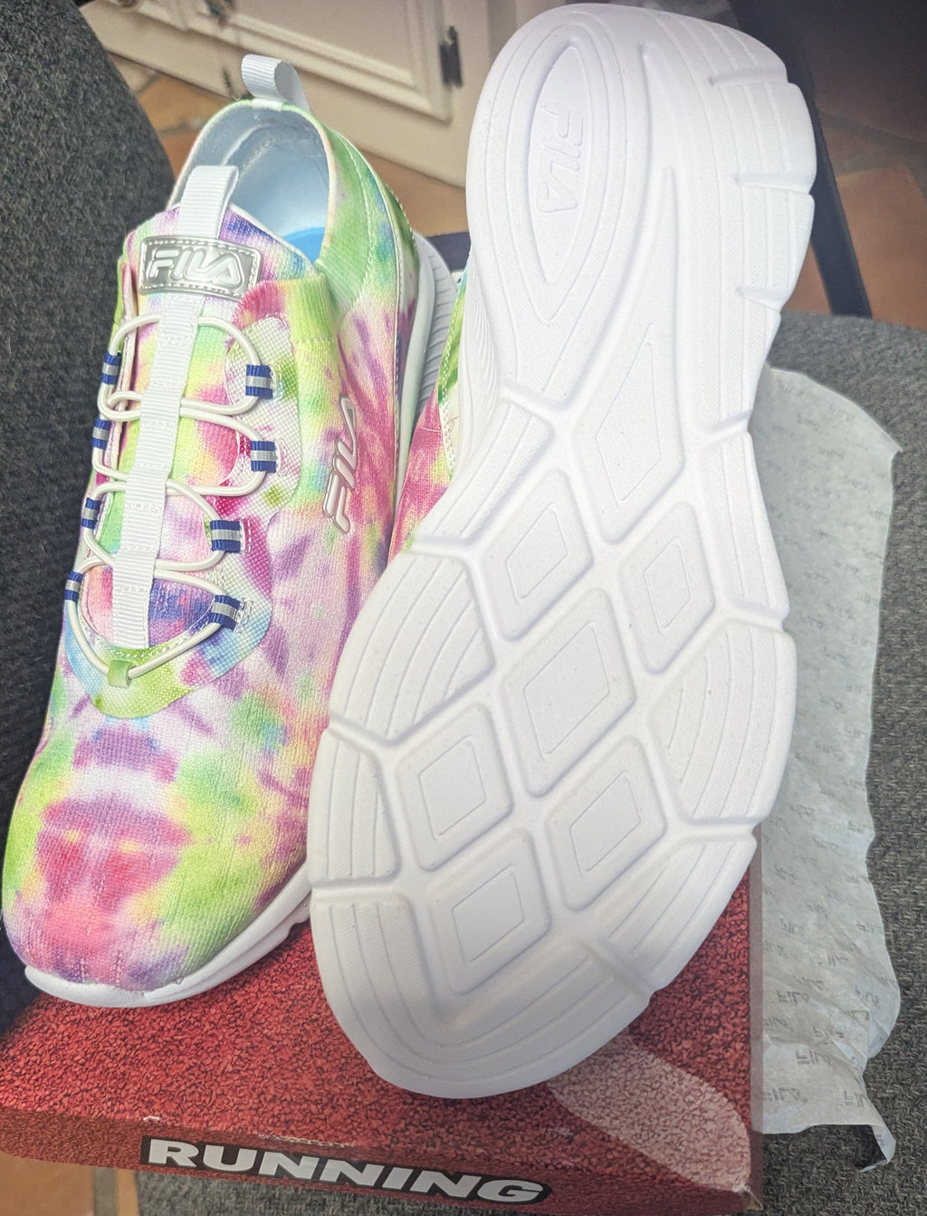 WOMEN'S NEW SHOES