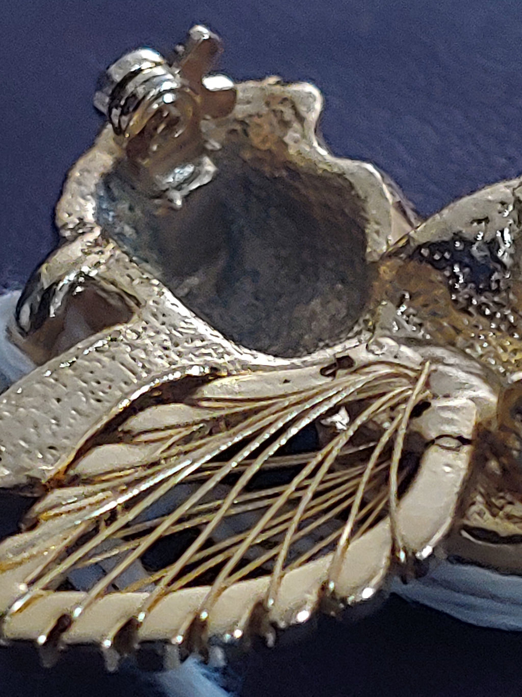 BROOCHES JEWELRY