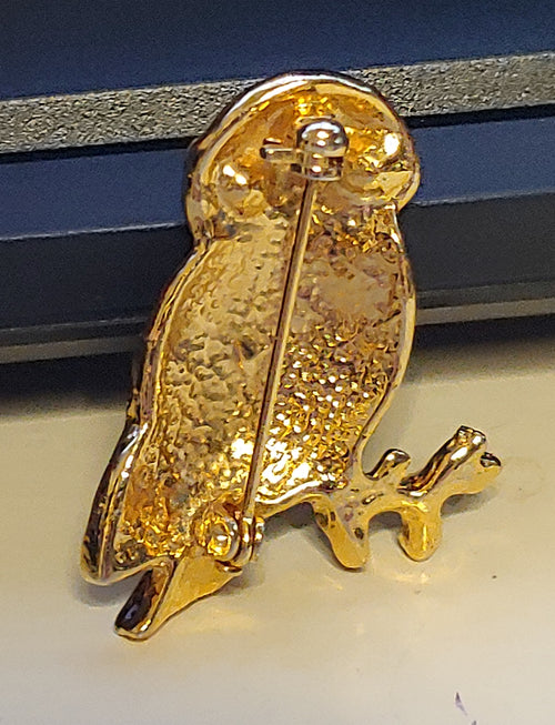 BROOCHES JEWELRY