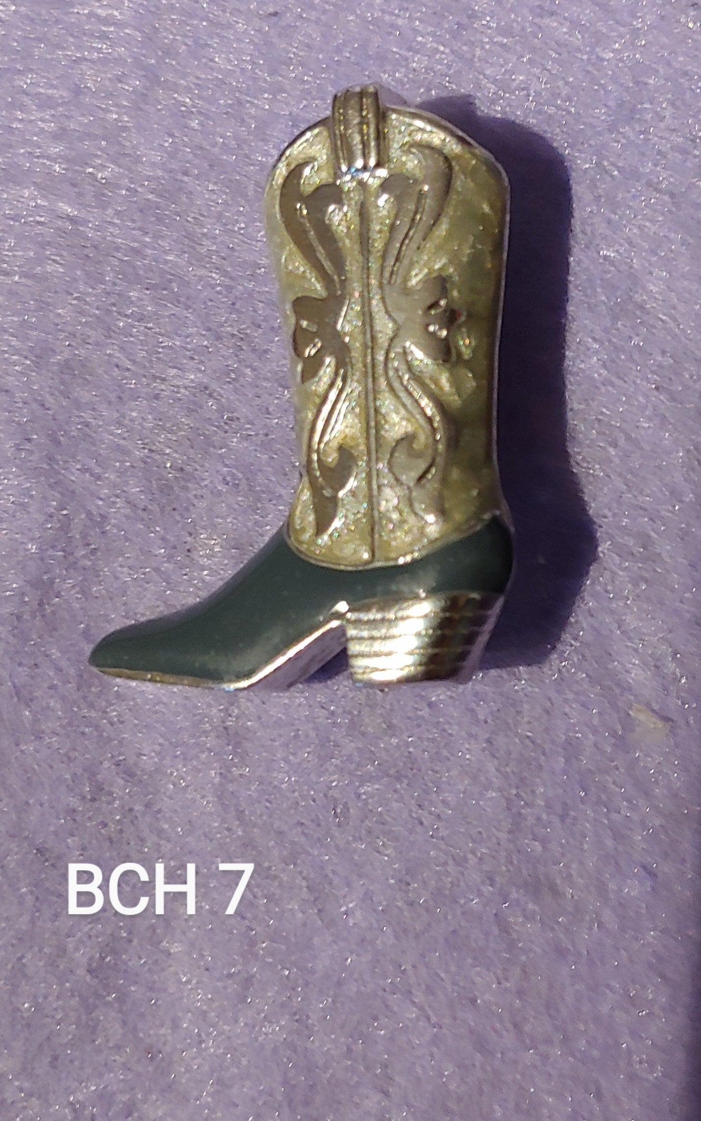 BROOCHES JEWELRY