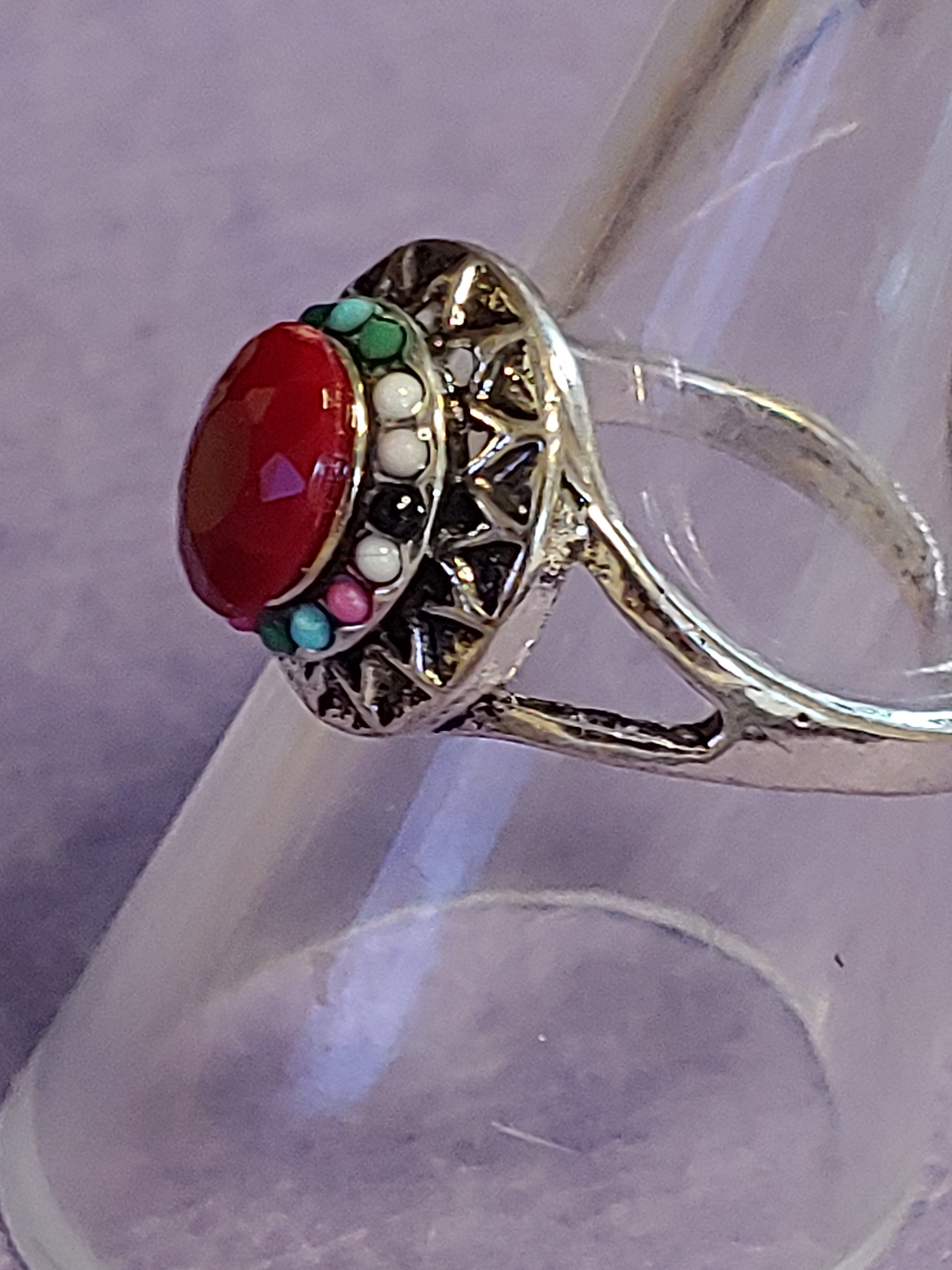 COSTUME RINGS SIZE 8