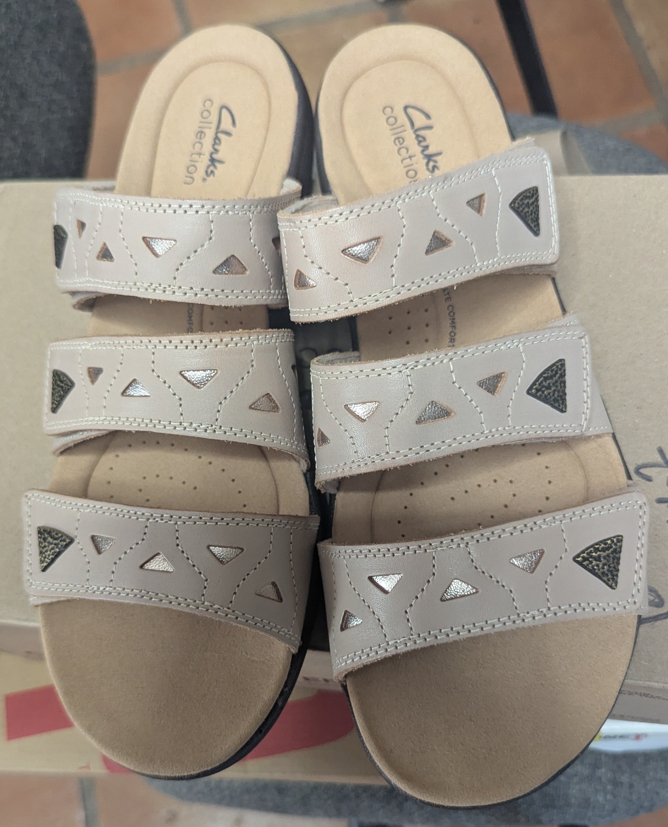 WOMEN'S NEW SHOES